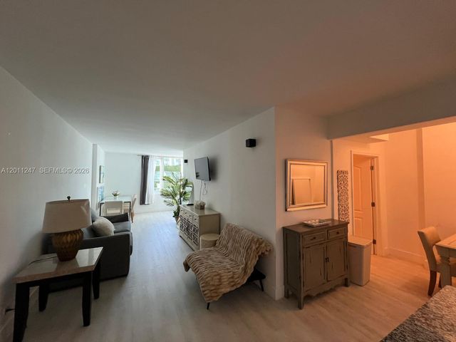 2301 Collins Ave 632, Miami Beach, FL 33139