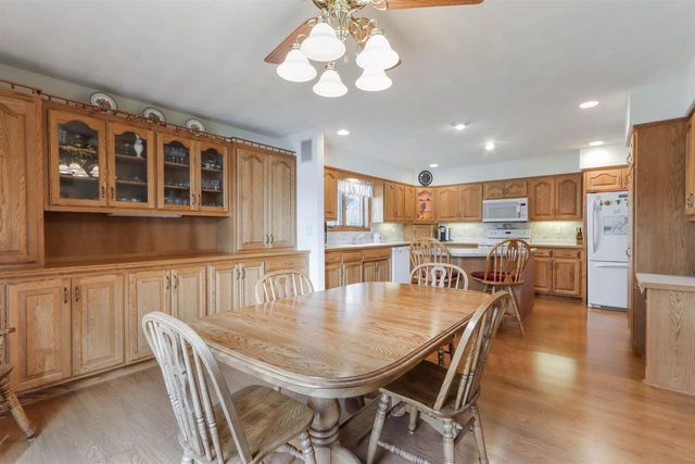 N2783 COUNTY ROAD QQ, Waupaca, WI 54981
