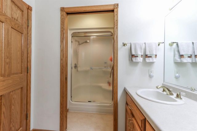 N2783 COUNTY ROAD QQ, Waupaca, WI 54981