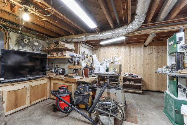 N2783 COUNTY ROAD QQ, Waupaca, WI 54981