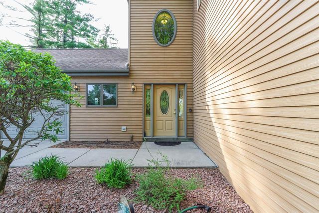 N2783 COUNTY ROAD QQ, Waupaca, WI 54981