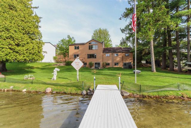 N2783 COUNTY ROAD QQ, Waupaca, WI 54981