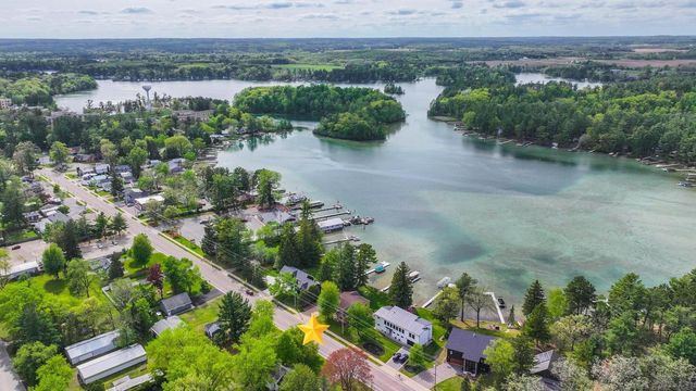 N2783 COUNTY ROAD QQ, Waupaca, WI 54981
