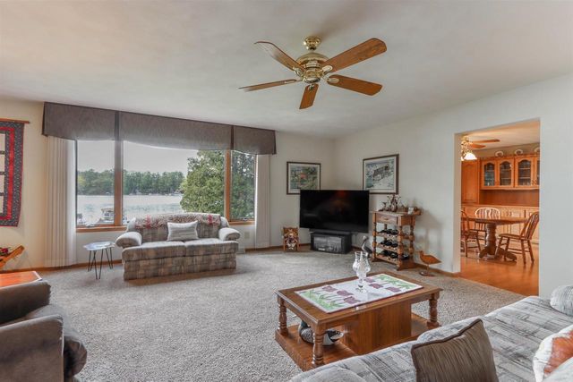 N2783 COUNTY ROAD QQ, Waupaca, WI 54981