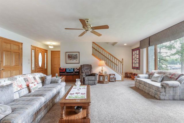 N2783 COUNTY ROAD QQ, Waupaca, WI 54981