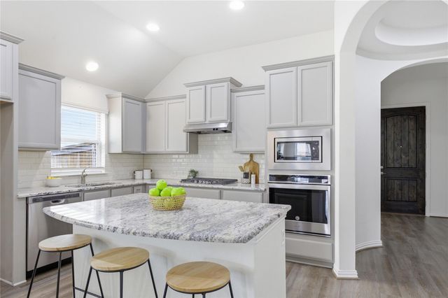 19816 Rhiannon LN, Pflugerville, TX 78660