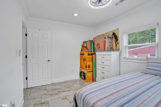 22 Costwold Terrace, Taylors, SC 29687