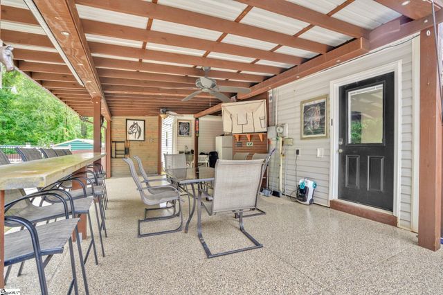 22 Costwold Terrace, Taylors, SC 29687