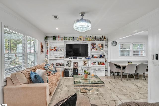 22 Costwold Terrace, Taylors, SC 29687