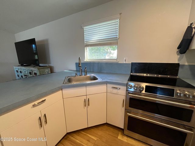 53 Vip Island Island A, Grant-valkaria, FL 32949