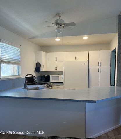 53 Vip Island Island A, Grant-valkaria, FL 32949