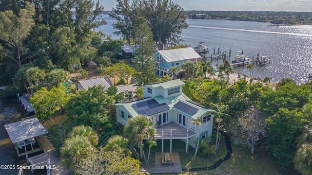 53 Vip Island Island A, Grant-valkaria, FL 32949