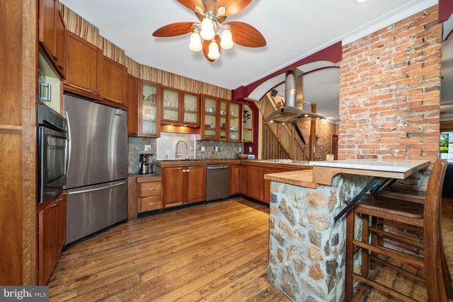 800 W 10TH ST, Wilmington, DE 19801