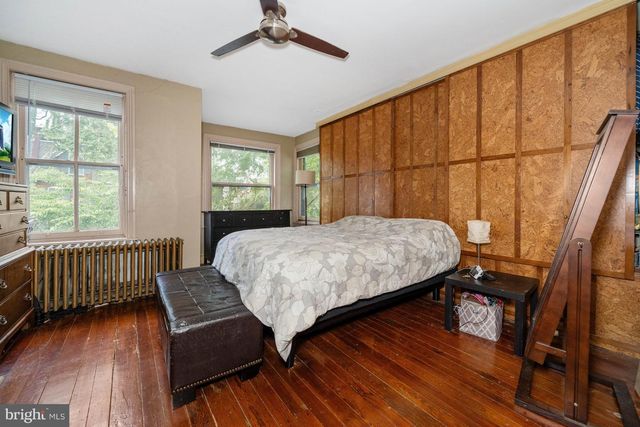 800 W 10TH ST, Wilmington, DE 19801