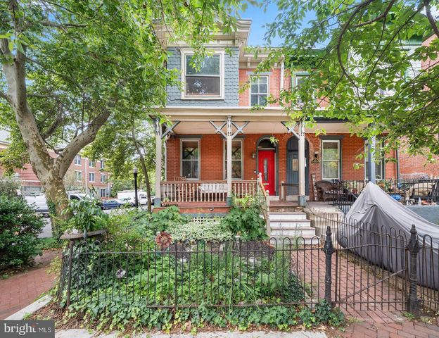 800 W 10TH ST, Wilmington, DE 19801
