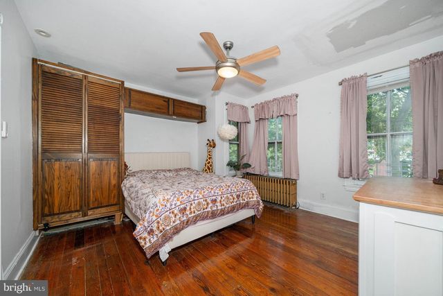800 W 10TH ST, Wilmington, DE 19801