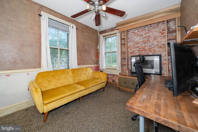 800 W 10TH ST, Wilmington, DE 19801