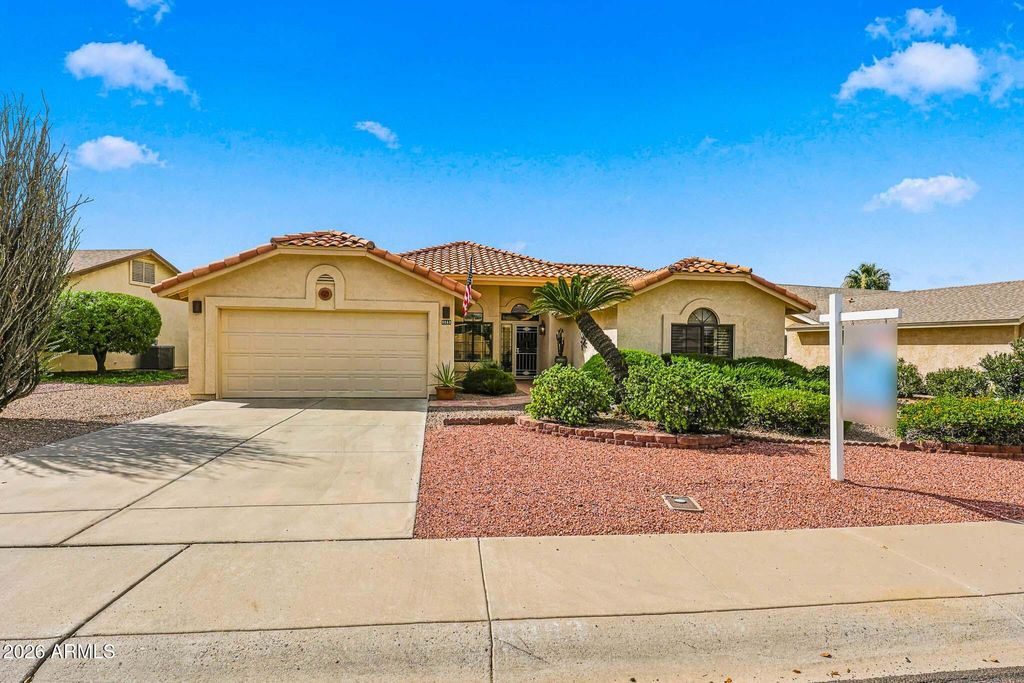 9863 W MENADOTA Drive, Peoria, AZ 85382 — exterior