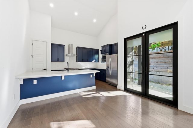 904 Catalpa ST B, Austin, TX 78702