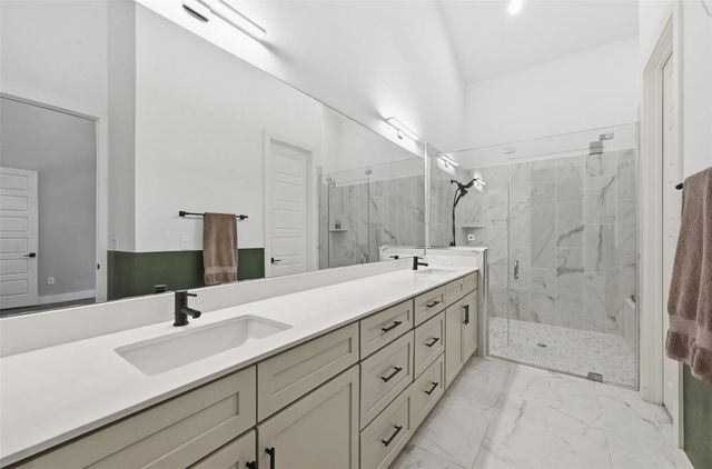 904 Catalpa ST B, Austin, TX 78702