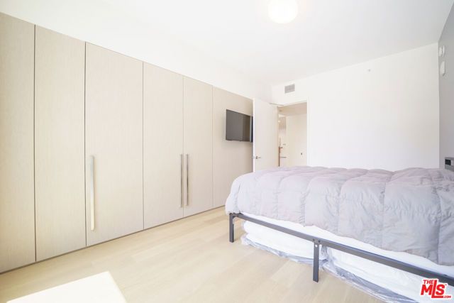 877 Francisco Street 1208, Los Angeles, CA 90017