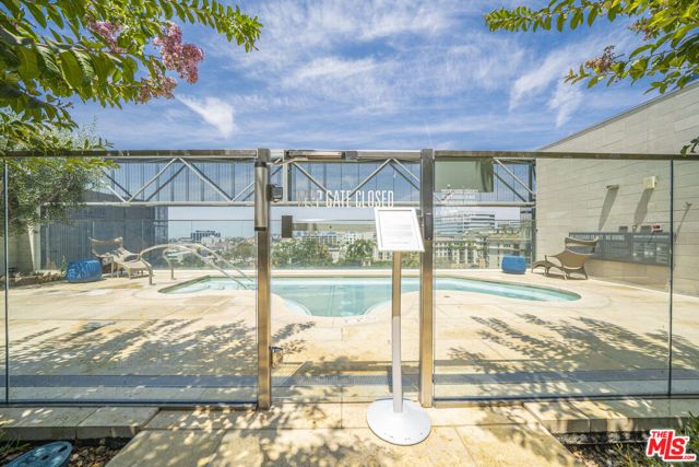 877 Francisco Street 1208, Los Angeles, CA 90017