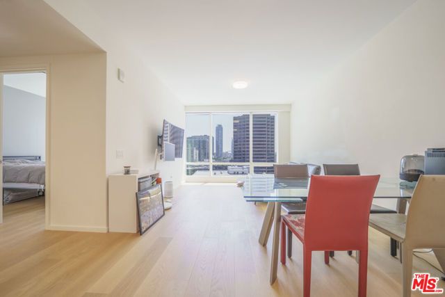 877 Francisco Street 1208, Los Angeles, CA 90017