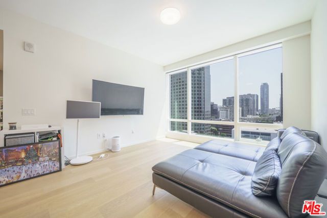 877 Francisco Street 1208, Los Angeles, CA 90017