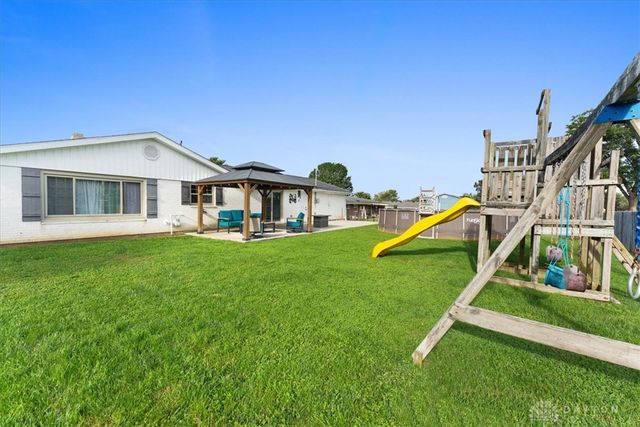 1131 Ortego Drive, Fairborn, OH 45324