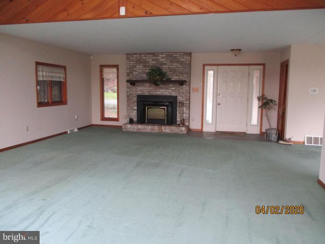 55 LAKEVIEW DR, Woodstown, NJ 08098