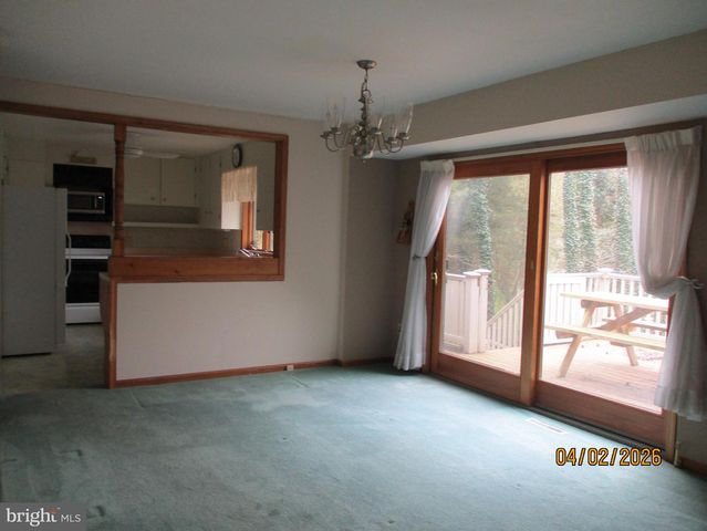 55 LAKEVIEW DR, Woodstown, NJ 08098