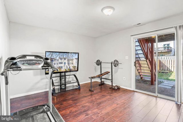 510 COVINGTON TER NE, Leesburg, VA 20176