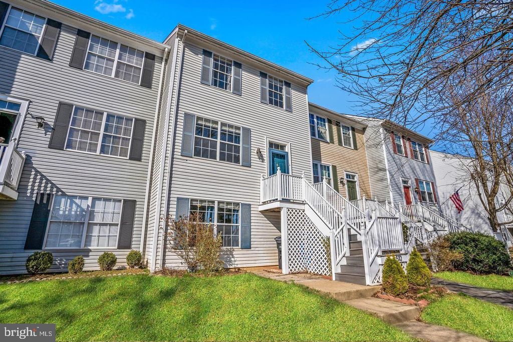 510 COVINGTON TER NE, Leesburg, VA 20176
