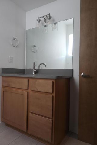 327 Platinum Street SW, Albuquerque, NM 87102