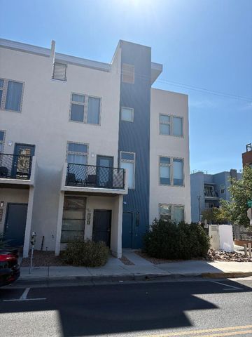 327 Platinum Street SW, Albuquerque, NM 87102