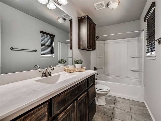 12474 Native Hill Drive, Choctaw, OK 73020
