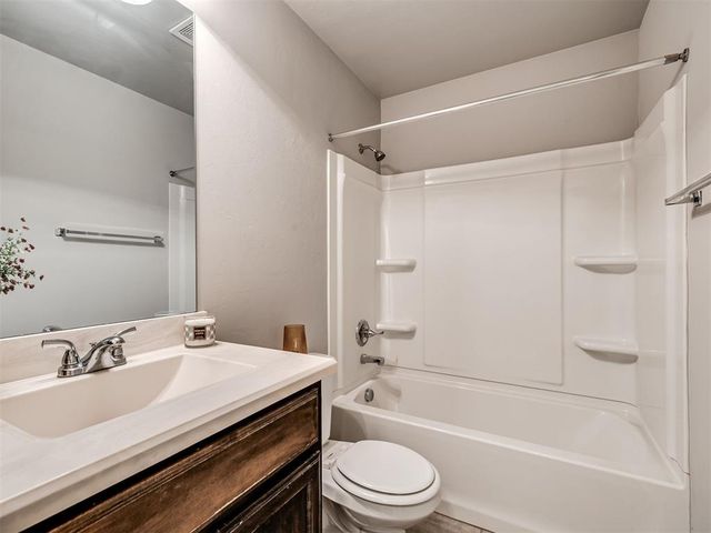 12474 Native Hill Drive, Choctaw, OK 73020