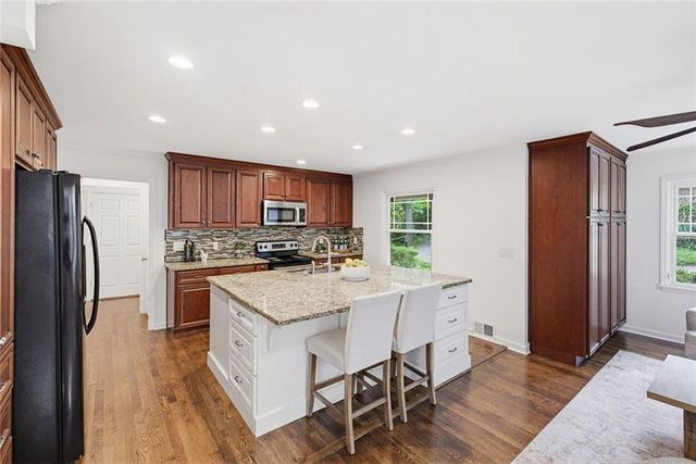 445 Forest Hills Drive NE, Sandy Springs, GA 30342