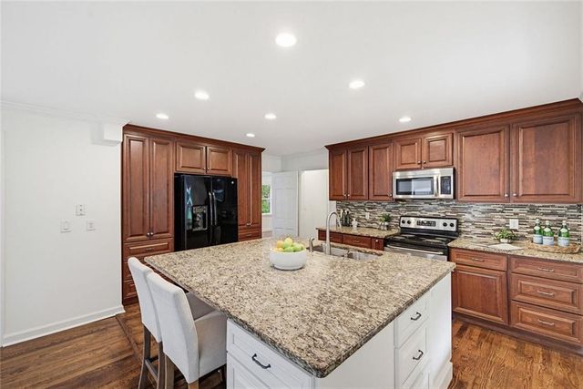 445 Forest Hills Drive NE, Sandy Springs, GA 30342