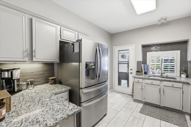 4055 Briarbend Road, Dallas, TX 75287
