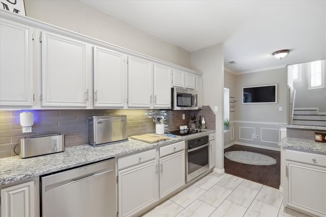 4055 Briarbend Road, Dallas, TX 75287