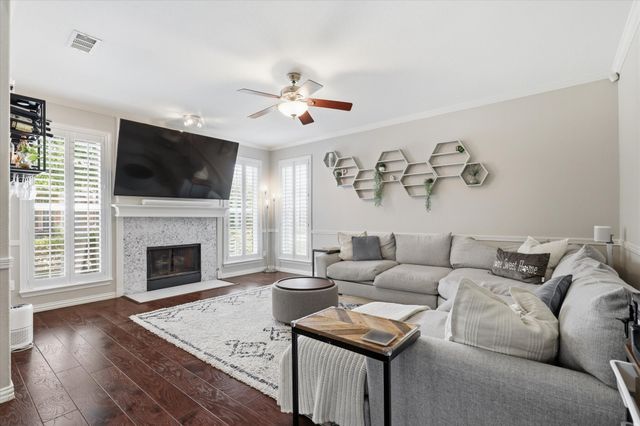 4055 Briarbend Road, Dallas, TX 75287