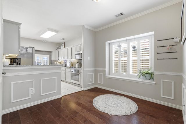 4055 Briarbend Road, Dallas, TX 75287