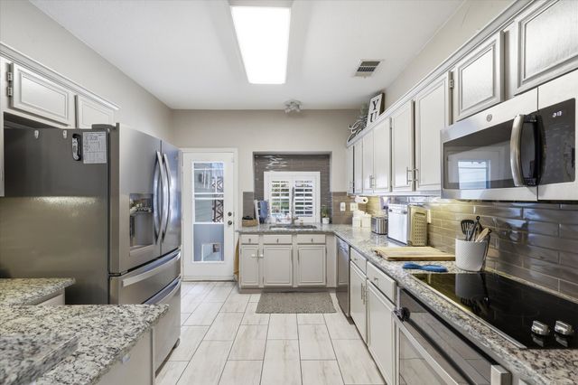 4055 Briarbend Road, Dallas, TX 75287