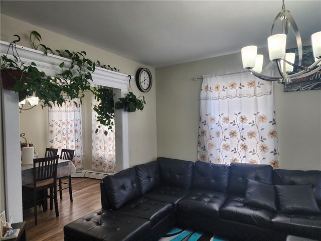 7 Mount Vernon Street, Providence, RI 02907