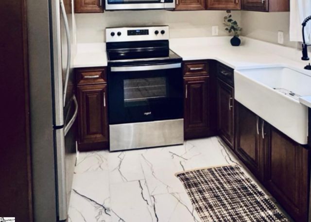 137 S Cleveland Park Drive, Spartanburg, SC 29303