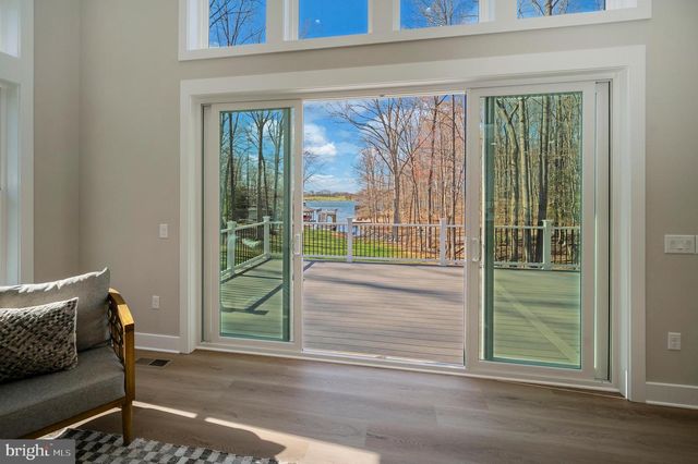 2 OLD HOUSE RD, Bumpass, VA 23024