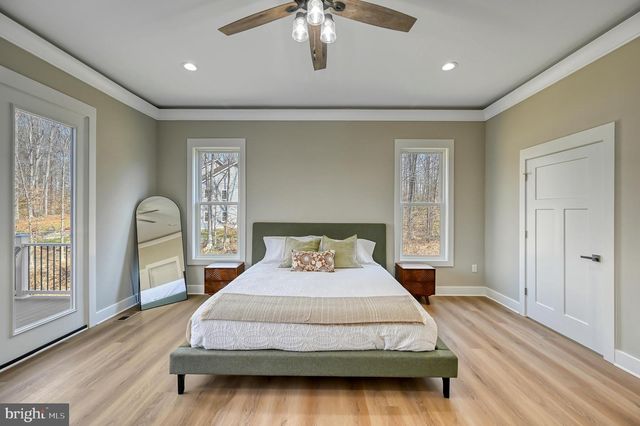 2 OLD HOUSE RD, Bumpass, VA 23024