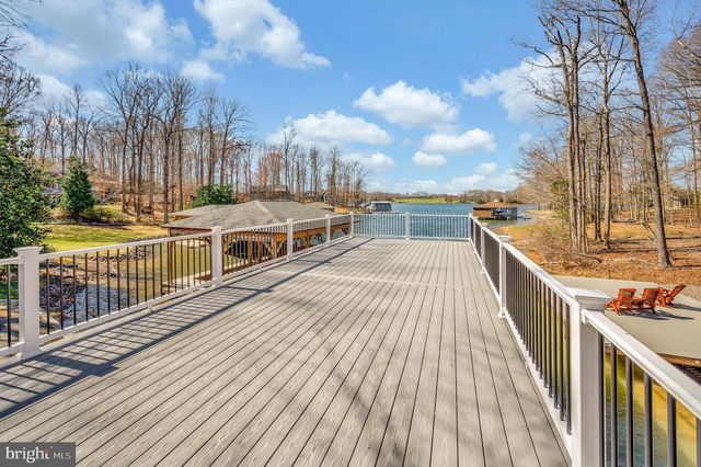 2 OLD HOUSE RD, Bumpass, VA 23024