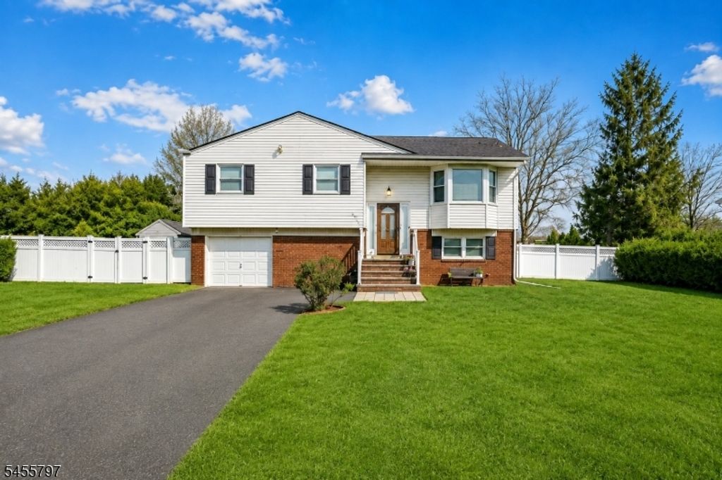 1328 Yurgel Dr, South Plainfield Boro, NJ 07080 — exterior